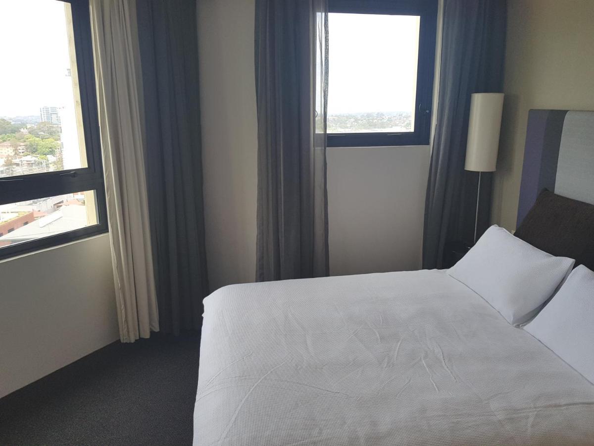 Parramatta Hotel Apartment Sydney Exterior photo